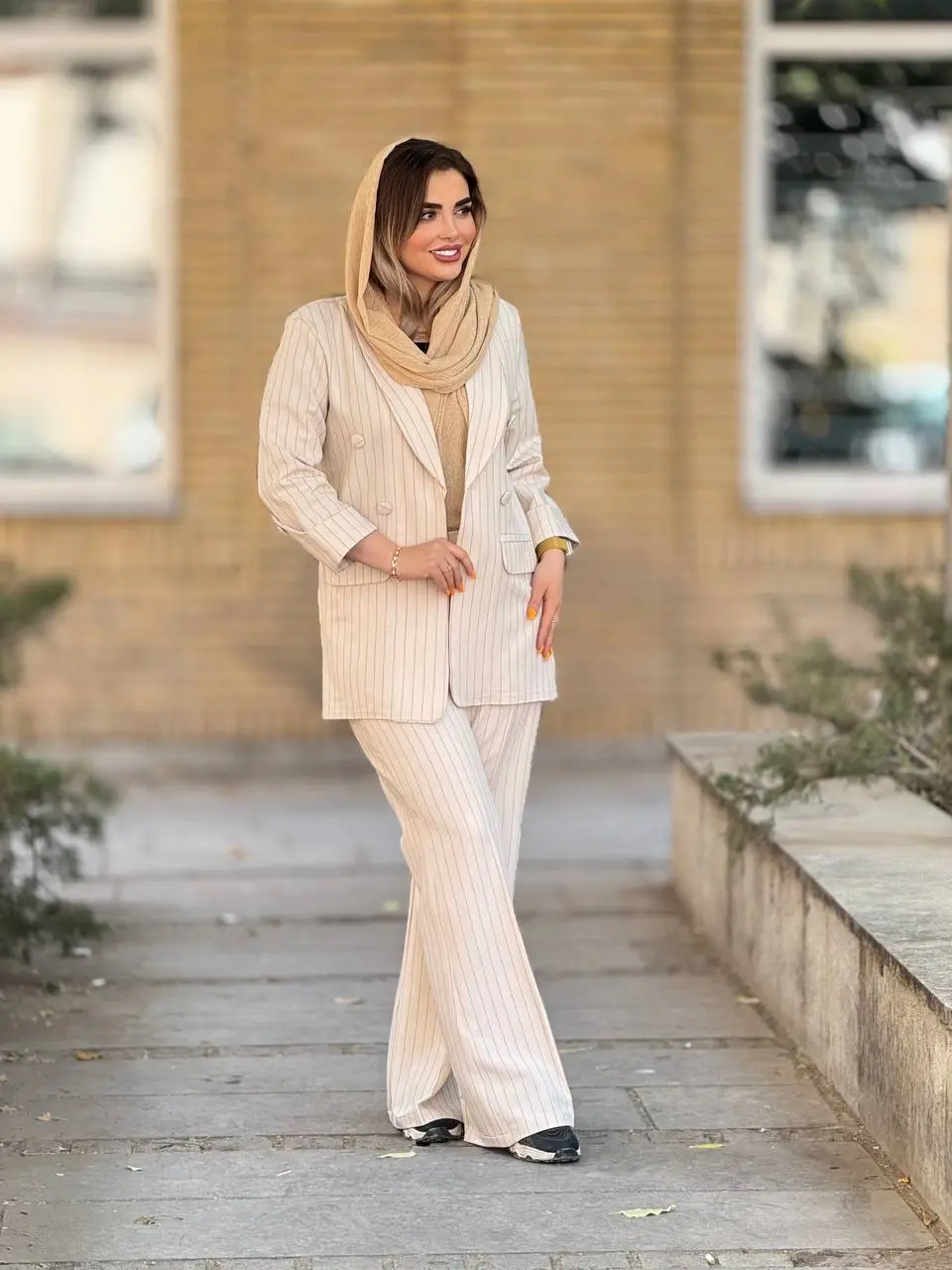 کت شلوار شیش دکمه دیپلمات